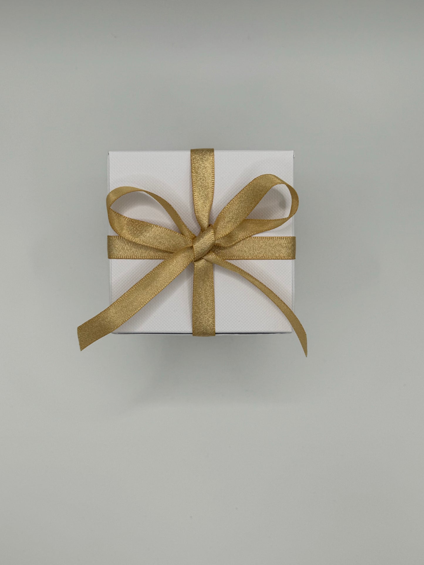 Luxury Gift Box & Ribbon